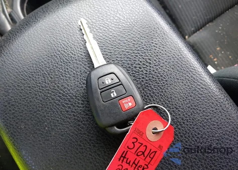 2018 Toyota Rav4 Le из США, поврежденный, VIN JTMBFREV5JJ228300